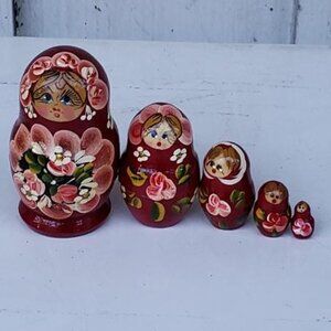 Hand-painted Russian Nesting Dolls